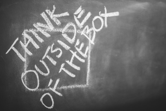 「論理的思考力」と「多面的思考力」を鍛える